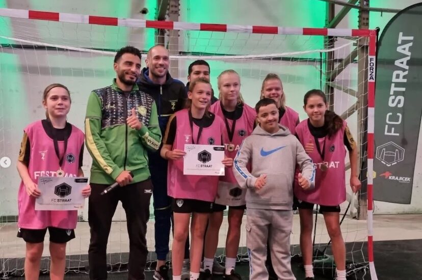 FC Straat training meiden