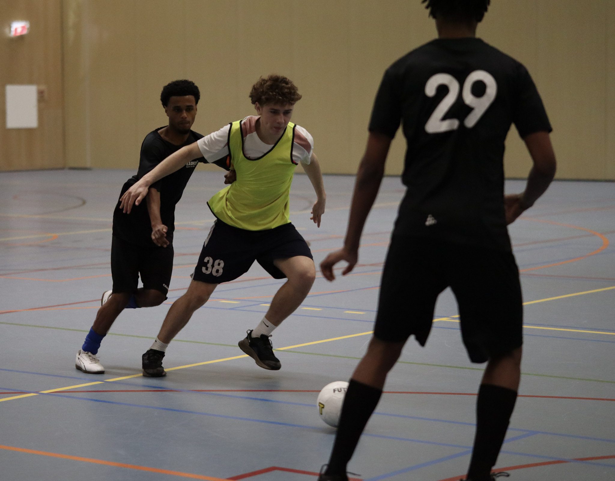 Zaalvoetbal (Sporthal Blinkerd)