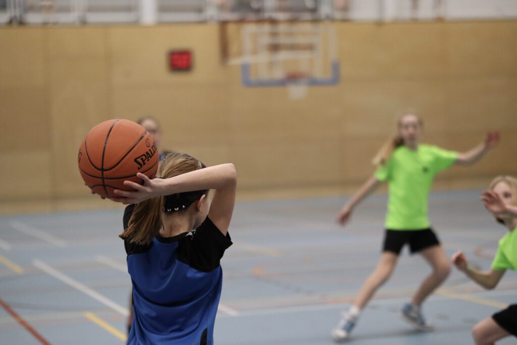 Sportinstuif & basketbal